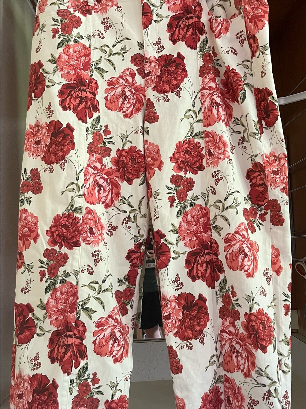 Ava & Viv Red Floral Wide-Leg Women's Shorts